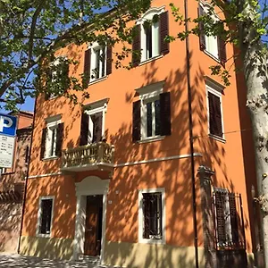 Maison d'hôtes Vittorio Veneto 25, Modène